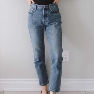 Everlane High Waisted “ The 90’s Cheeky Jean “ Crop - Vintage Mid Blue